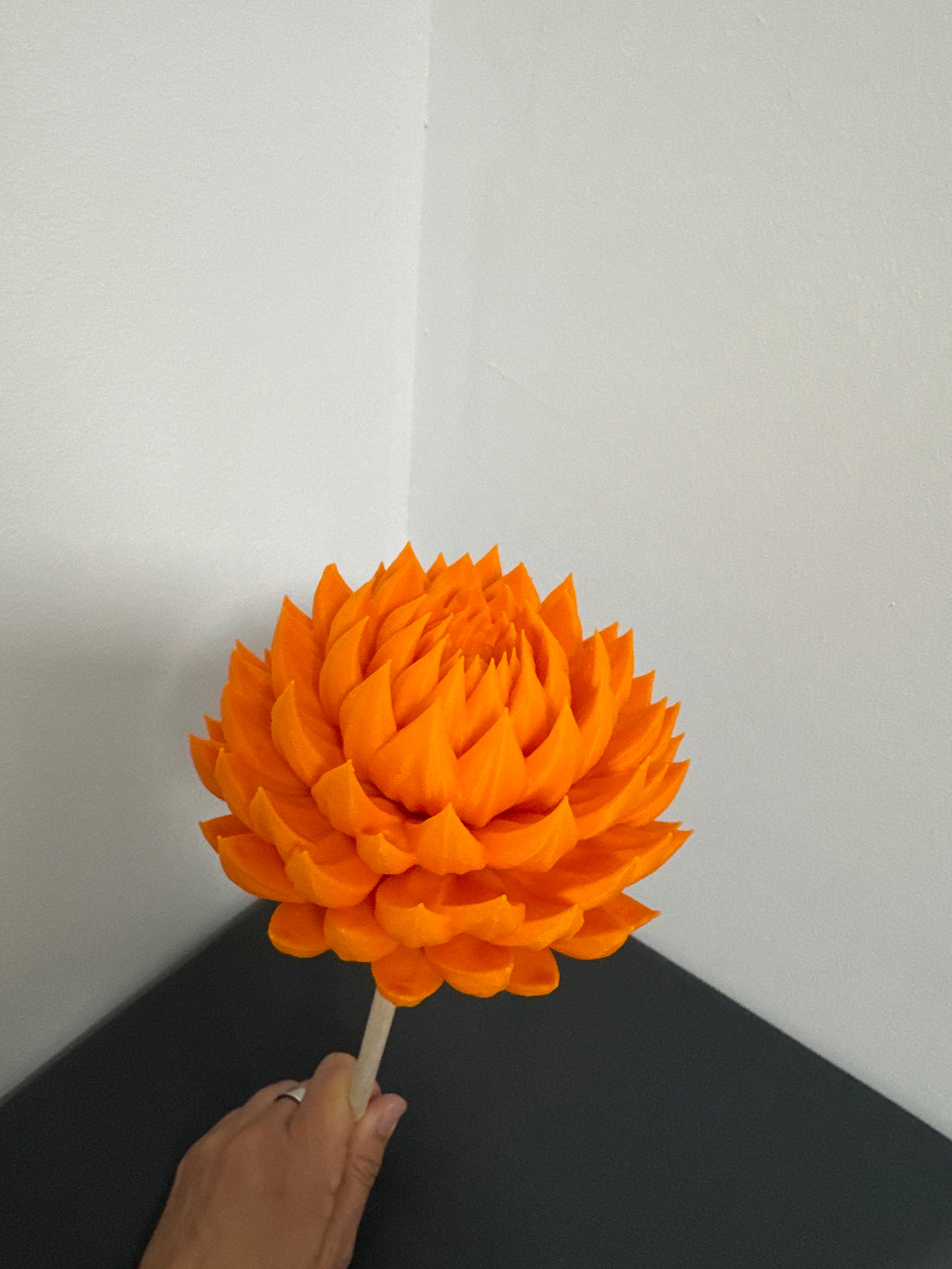 Dora – dekorative Blume aus dem 3D-Druck